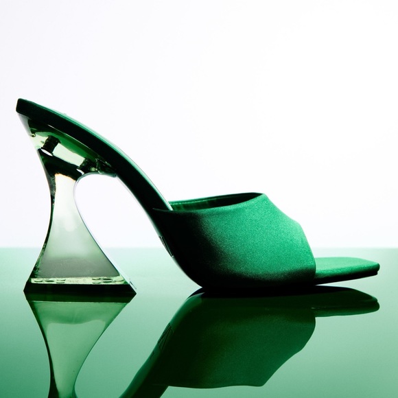 Zara NWT Green Satin Strap Clear Assymetrical Vinyl Green Heels Size 6.5 / 37 - Picture 2 of 14